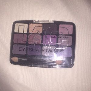 A lac eyeshadow palette